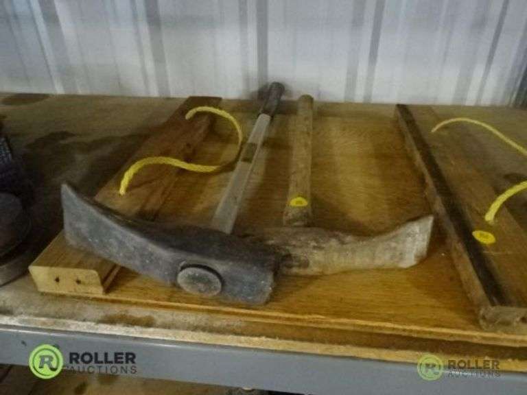 Stemco 5550001 Universal Tool With Tool Heads and Brick Board With