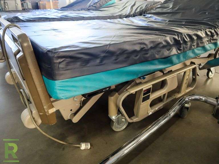 HillRom Centra Rolling Hospital Beds Roller Auctions