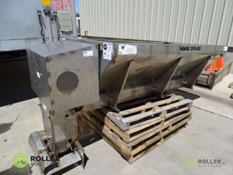 Monroe V Box Spreader With Controls Roller Auctions