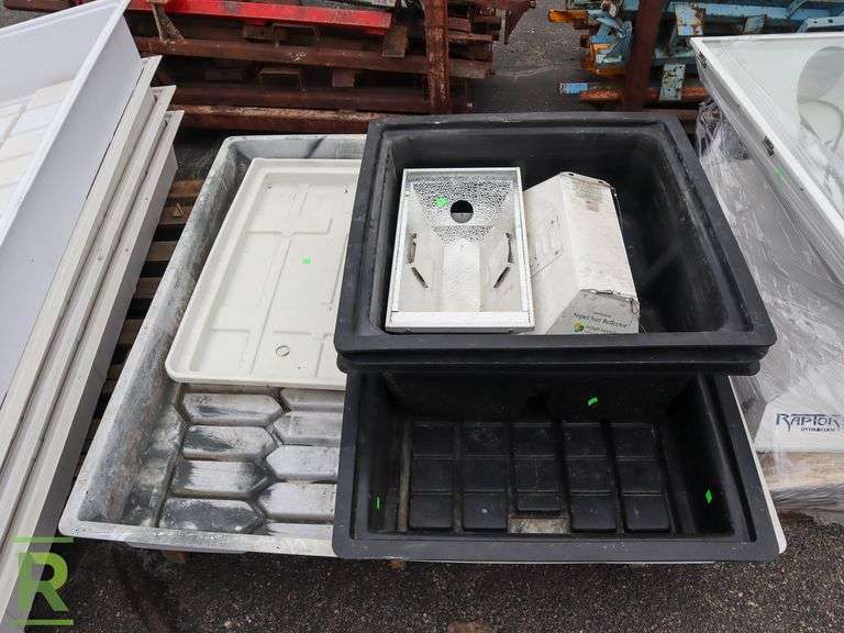 (4) Plastic Grow Bases, 40" x 76", Assorted Plastic Bases - Roller Auctions