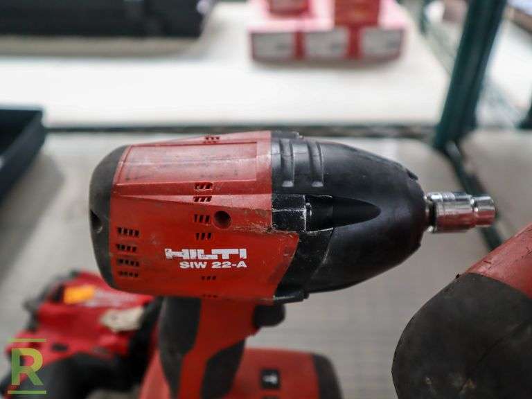 Hilti SIW 22A and SIW 18TA Impact Wrenches With Batteries Roller