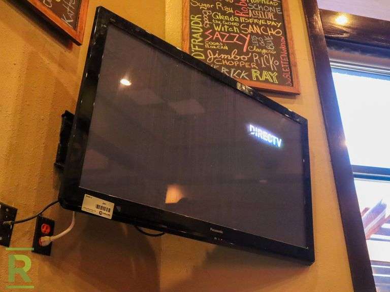 Panasonic TCP50X3 TV 50" - Roller Auctions
