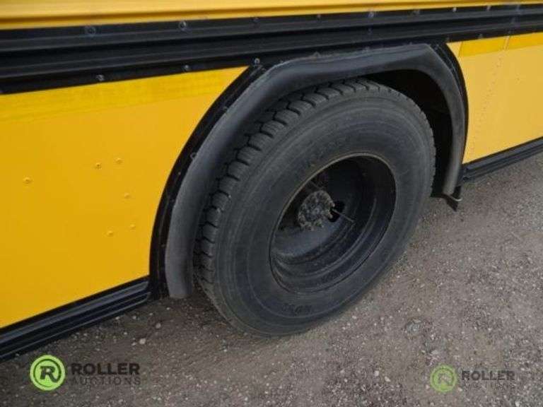 1999 BLUE BIRD HANDY BUS 66-PASSENGER SCHOOL BUS, 8.3L Cummins Diesel