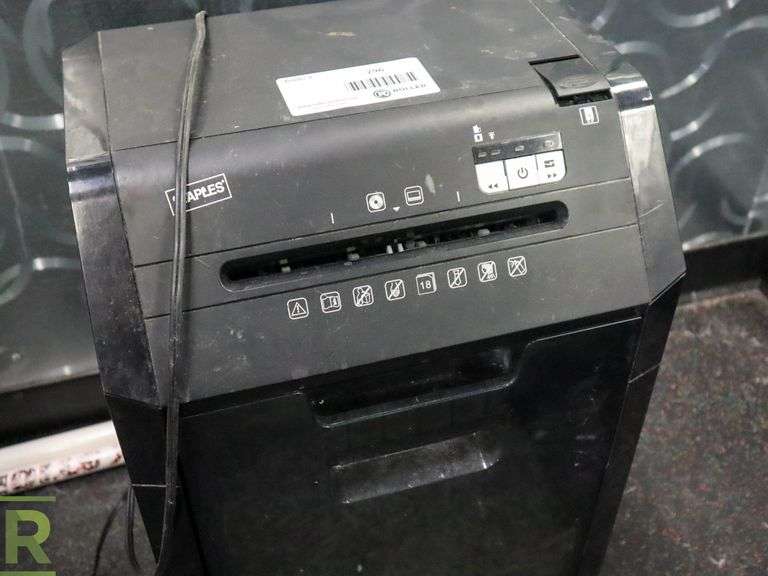 Staples SPL-NXC18UA Paper Shredder - Roller Auctions
