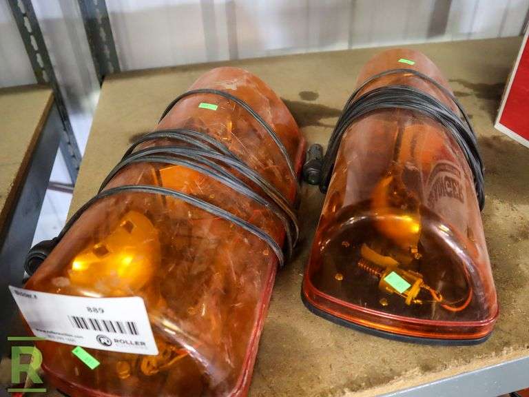 (2) Caution Lights - Roller Auctions