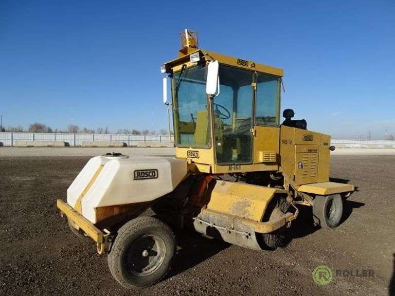 ROSCO RB48 RideOn Broom, Enclosed Cab w/ Heat & A/C, Cummins 4