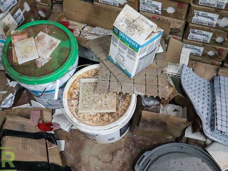 Assorted Tile, Daltile - Roller Auctions