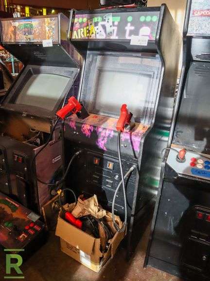 Atari Area 51 Arcade Game - Roller Auctions