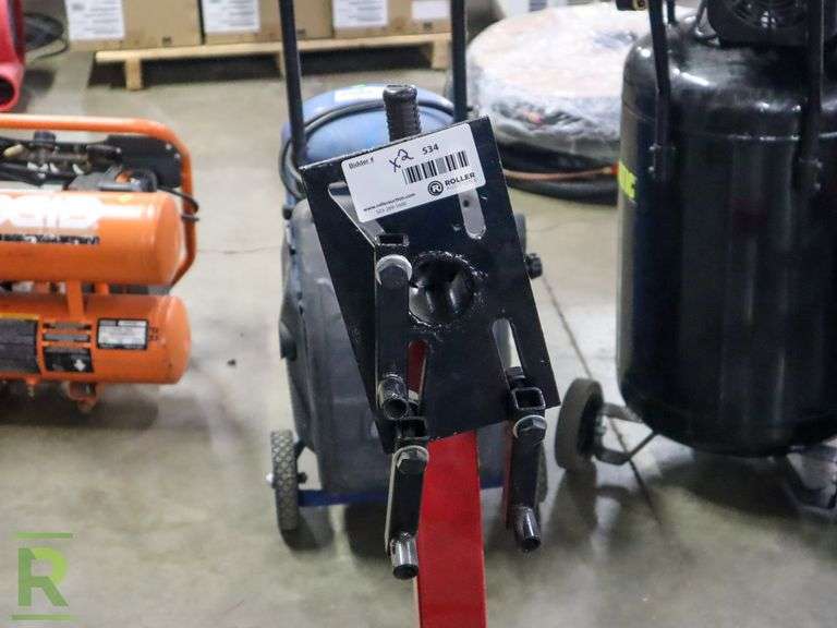 (2) Engine Stands - Roller Auctions
