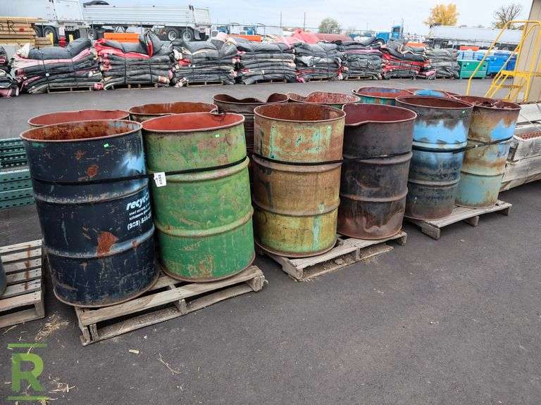 (3) Pallet Of Cam Locks & Forms - Roller Auctions