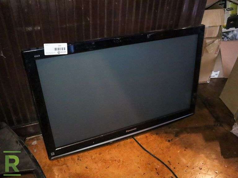 Panasonic TC-P42X1 TV 42" - Roller Auctions
