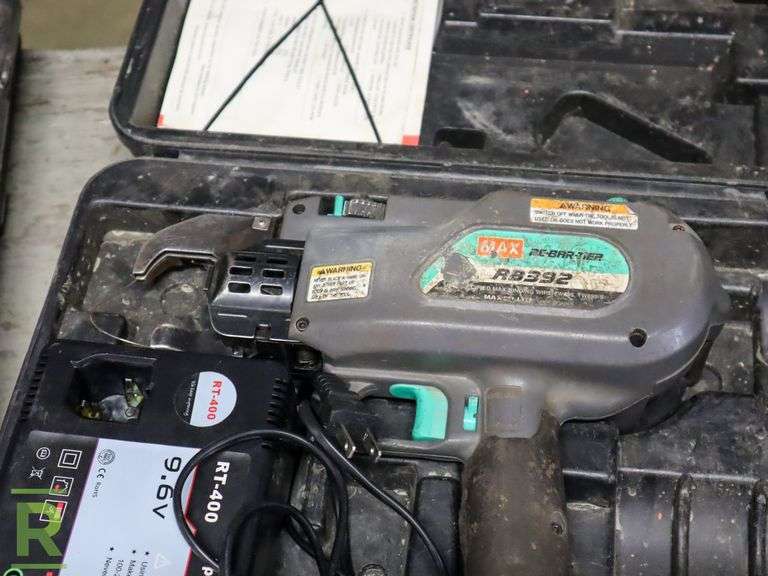 (2) Max RB392 Rebar Tier w/ Batteries and Chargers - Roller Auctions