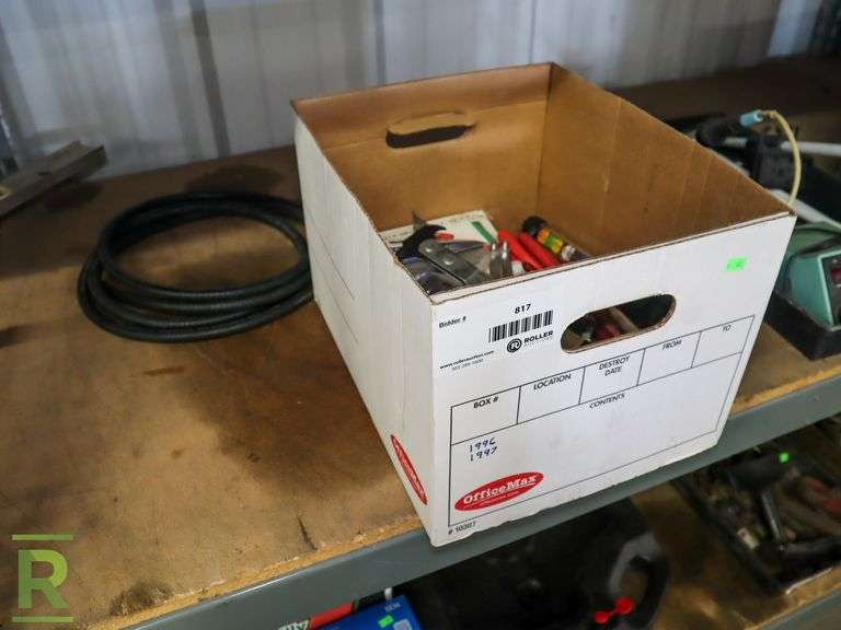 Tray of Tools, Cutters, Hose and Antifreeze Tester - Roller Auctions