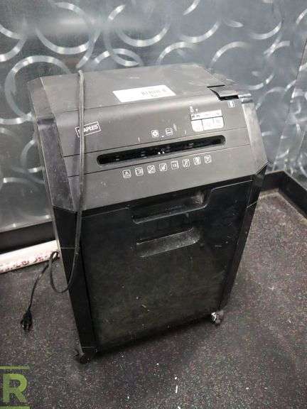 Staples SPL-NXC18UA Paper Shredder - Roller Auctions
