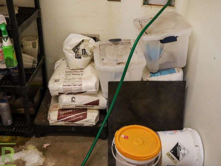 Room Of Pool Chemicals - Roller Auctions