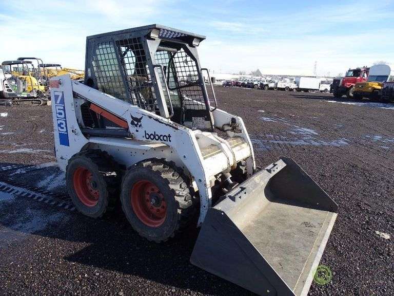 BOBCAT 753 SKID STEER LOADER, Auxiliary Hydraulics, 67in Bucket, 1016.5 Tires, HRS 1184, S/N