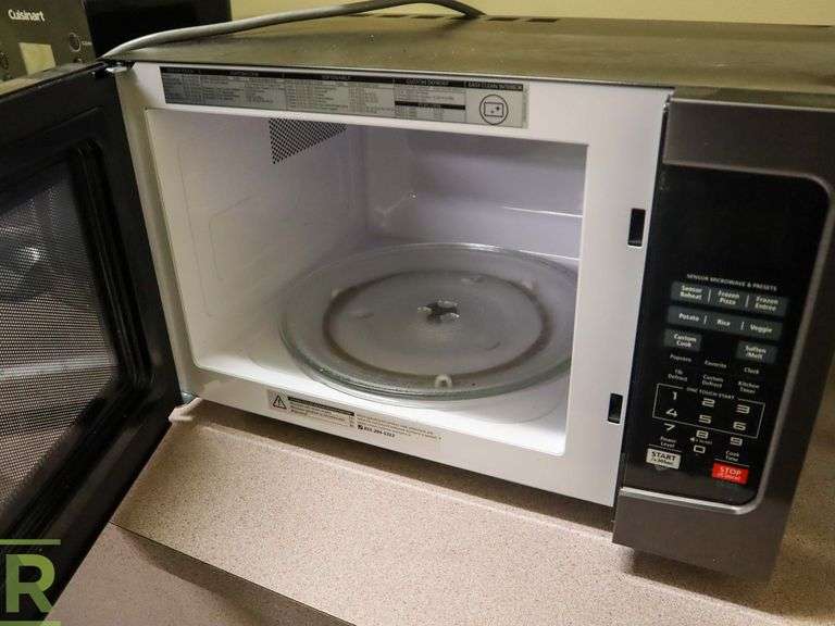 Toshiba EM13LA5C-BS Microwave - Roller Auctions