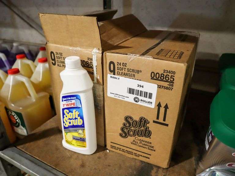 (18) 24 Ounce Softscrub All Purpose Cleanser - Roller Auctions