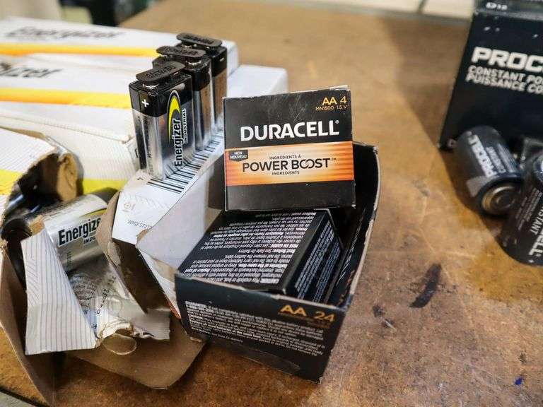Duracell AA And Energizer 9 Volt & D Batteries - Roller Auctions