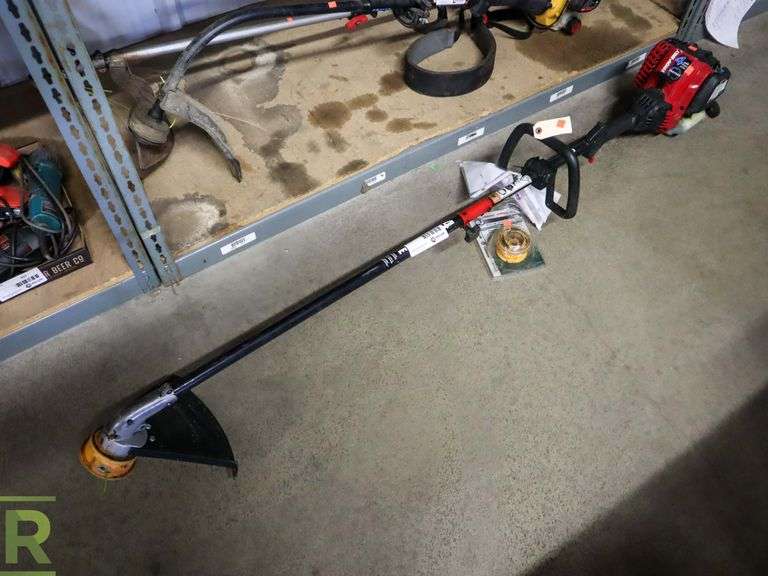 Troy Bilt TB575SS 4Cycle Line Trimmer, Gas Roller Auctions
