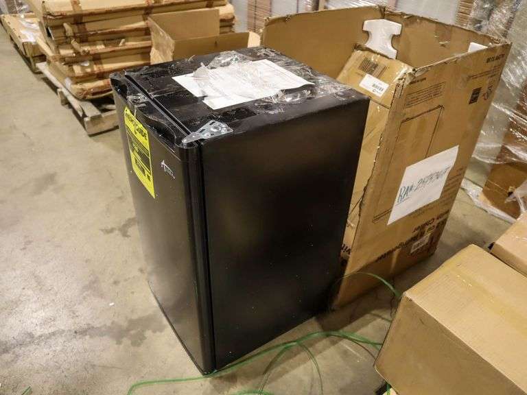 Alera ALERF333B Refrigerator - Roller Auctions