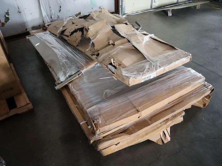 (8) Pallets Of Damaged Merchandise - Roller Auctions