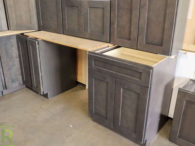 16Piece Greystone Shaker Kitchen Set Roller Auctions