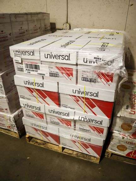 Pallet Of Universal Copy Paper, 8.5" x 11" - Roller Auctions