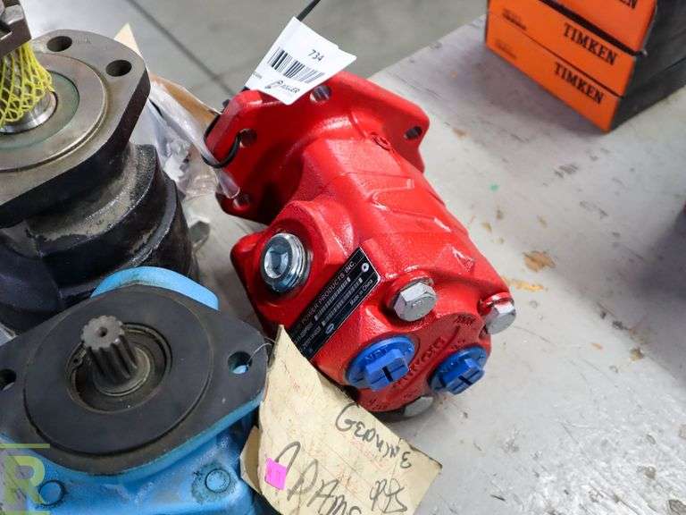 Eaton & Torqmotor Hydraulic Pumps and Munchie PTO Roller Auctions