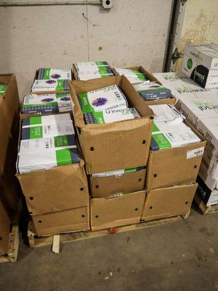 Pallet Of Universal Colored Copy Paper, Blue, 8.5" x 11" - Roller Auctions