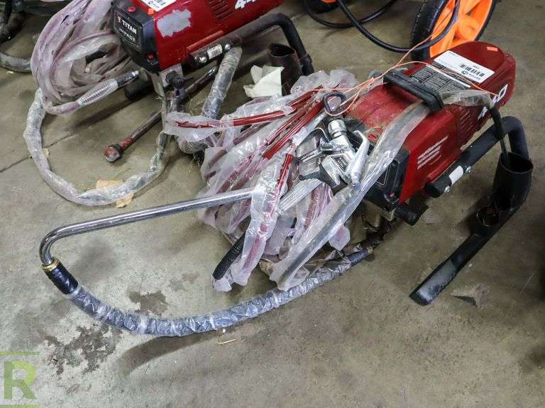 Titan 440 Paint Sprayer With Spray Gun Roller Auctions