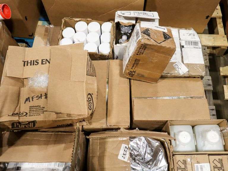 Pallet Of Cleaning Supplies - Roller Auctions