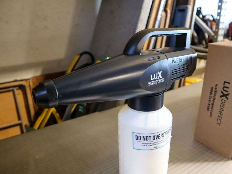 (4) Lux Electrostatic Battery Powered Handheld Ion Sprayers - Roller Auctions