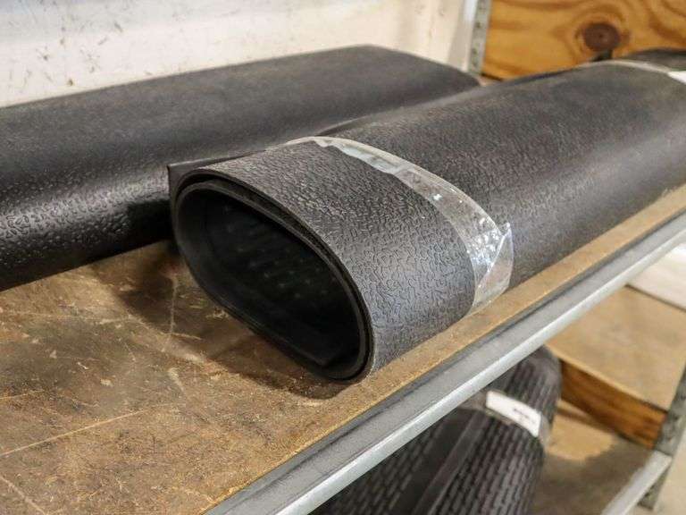 (2) Door Mats - Roller Auctions