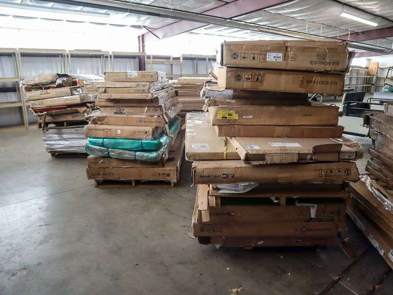 (3) Pallets Of Assorted Flat Stock - Roller Auctions