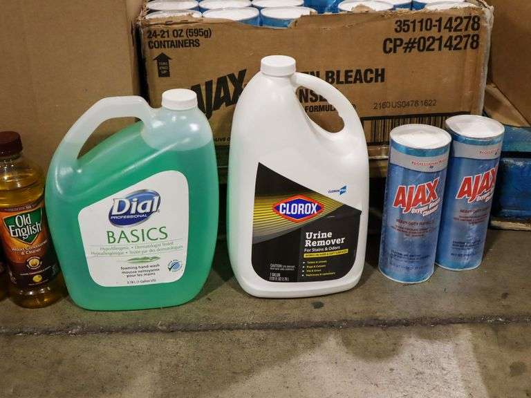 Pallet Of Cleaning Supplies - Roller Auctions