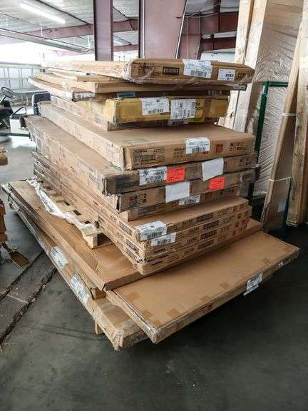 Pallet Of Assorted Flat Stock - Roller Auctions