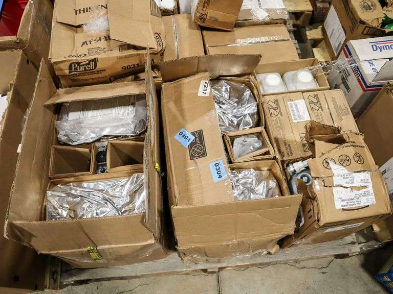 Pallet Of Cleaning Supplies - Roller Auctions