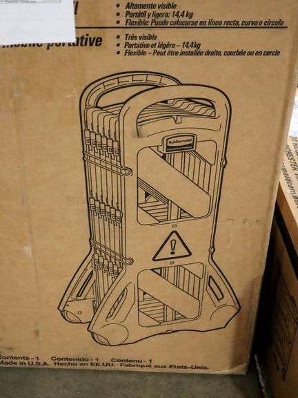 Rubbermaid 9S11-00 Portable Barrier - Roller Auctions