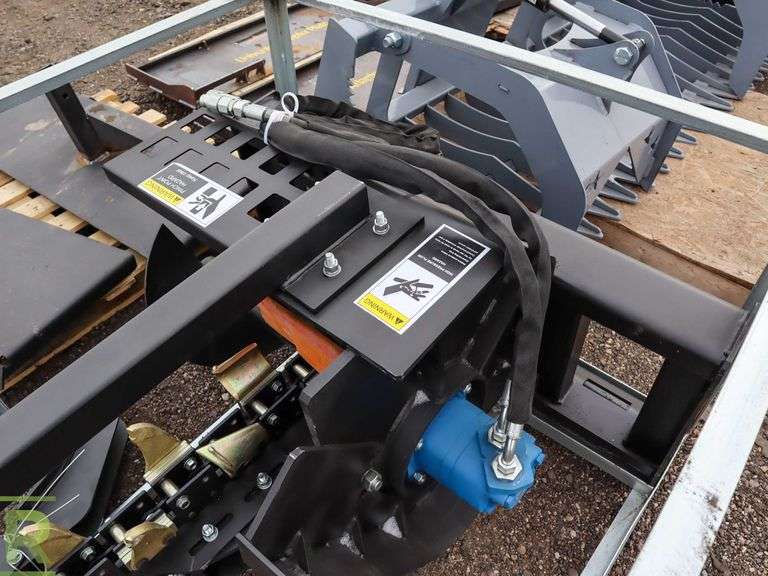 New Great Bear Hydraulic Trencher Attachment To Fit Skid Steer Loader