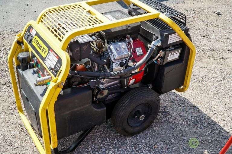 Stanley Hydraulic Power Unit, Briggs & Stratton Vanguard 18HP Commercial Gas Engine, Hour Meter