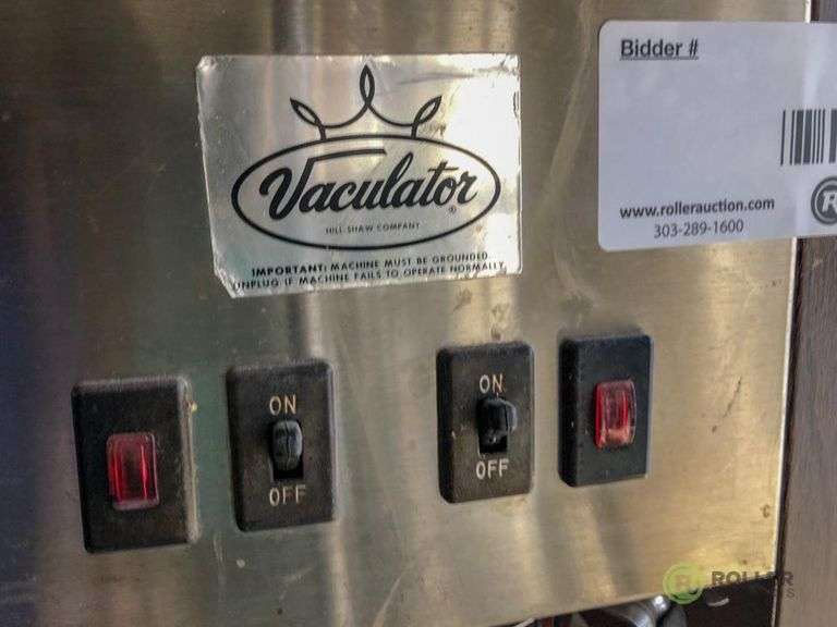 Vaculator Double Pot Coffee Maker and (2) Farmer Brothers Double Warmer