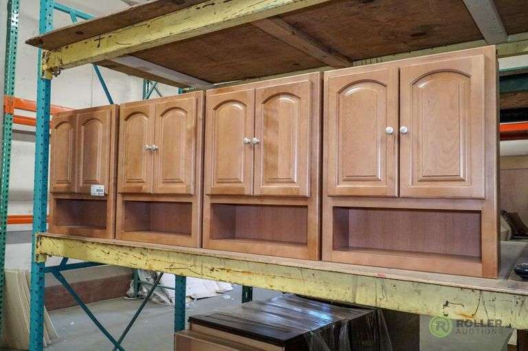 (4) Bathroom Wall Roller Auctions