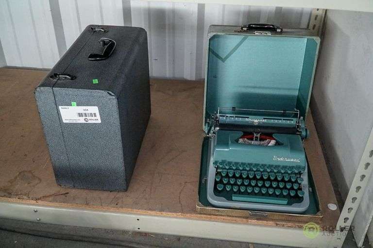 Hamilton Beach Cromwell Sewing Machine With Case and Underwood Manual