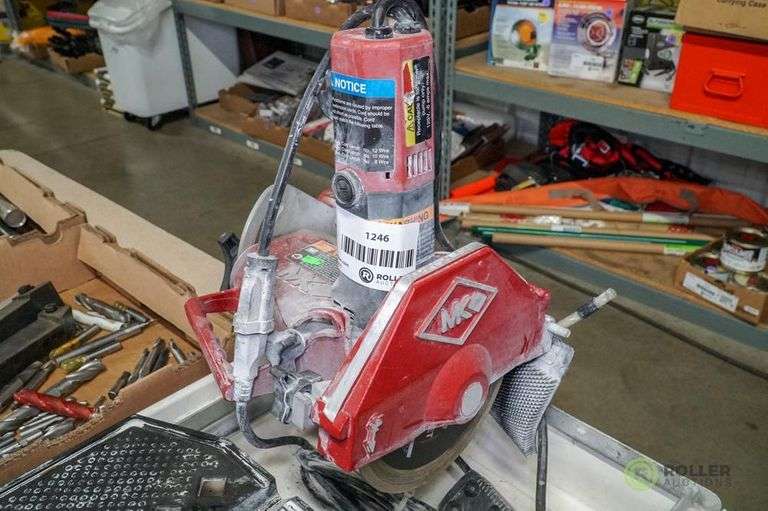 MK 370 EXP Wet Tile Saw, 115V Roller Auctions