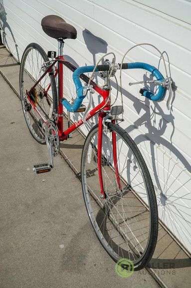 schwinn caliente yellow