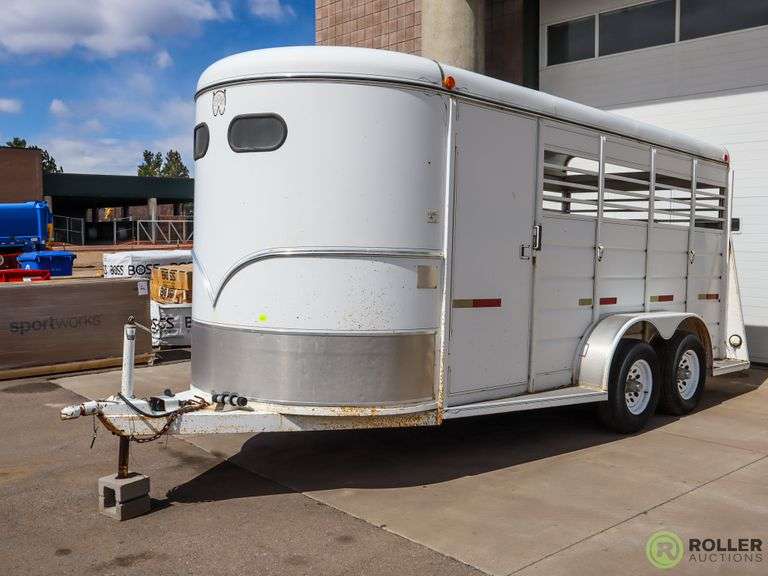2000 W. W. TL T/A Horse Trailer Roller Auctions