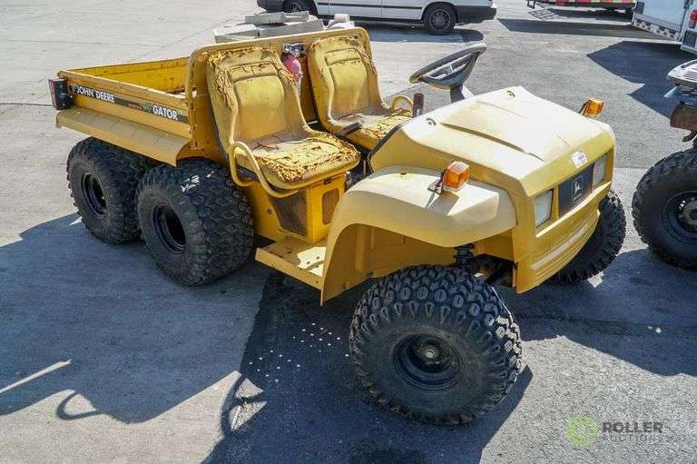 John Deere 6X6 Gator, Diesel, Manual Dump Bed (Inoperable) Roller