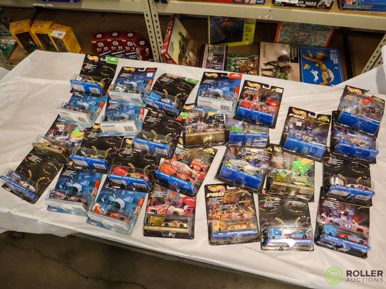 (27) Hot Wheels Diecast Replicas Roller Auctions