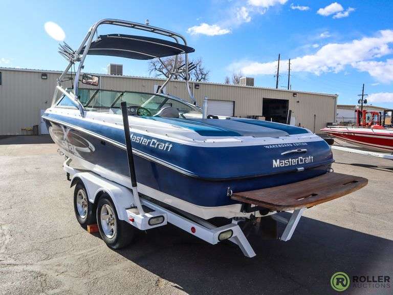 2001 Mastercraft X30 / 230 Boat Roller Auctions